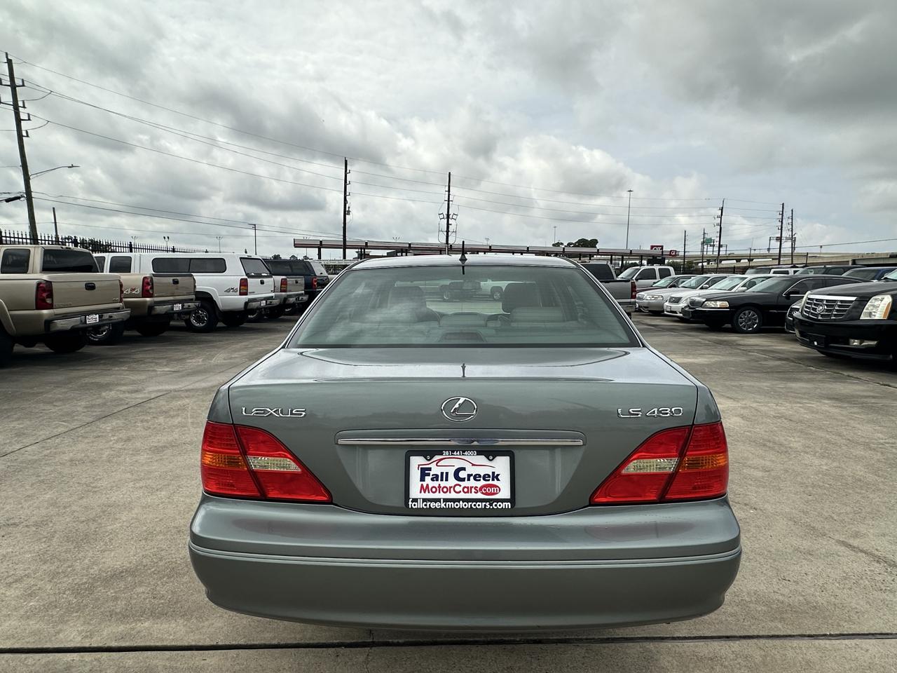Lexus LS 430 Sedan 2003