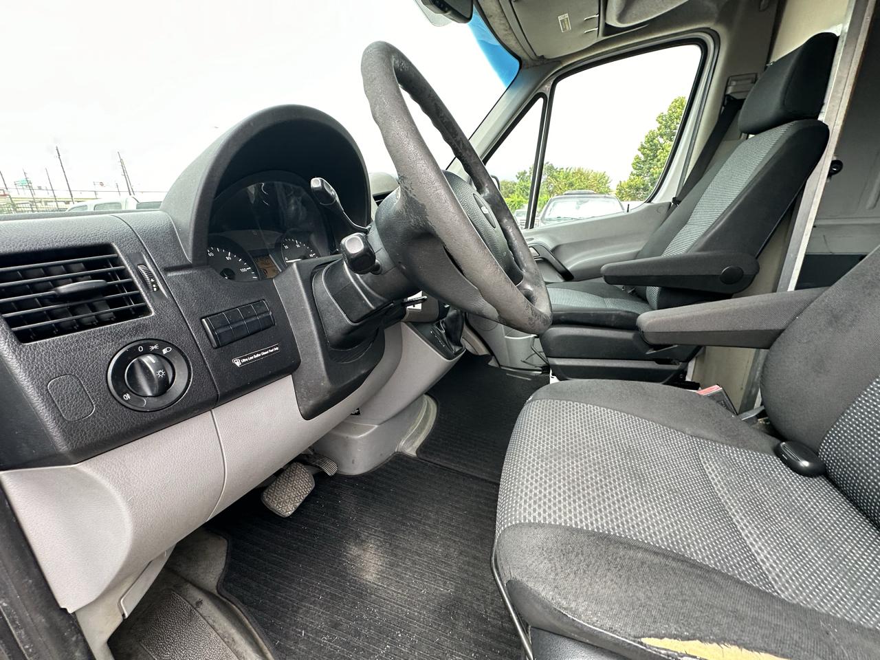Freightliner Sprinter 2500  2012