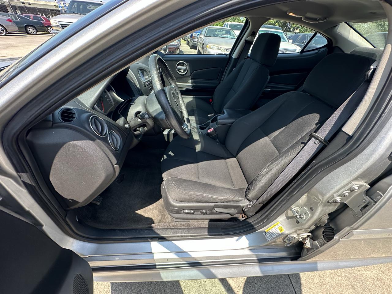 Pontiac Grand Prix Sedan 2007