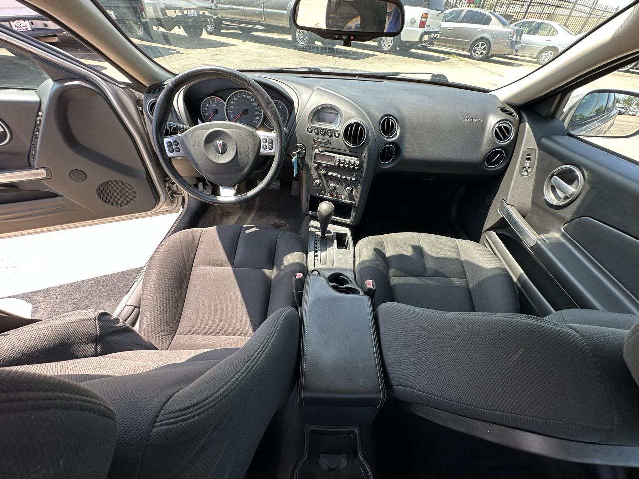 Pontiac Grand Prix Sedan 2007
