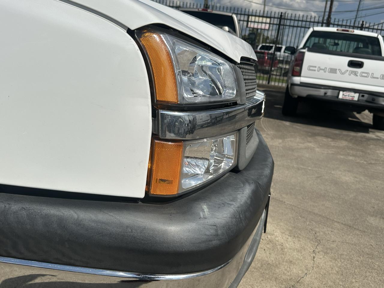 Chevrolet Silverado 1500 Reg. Cab Short Bed 2WD 2005