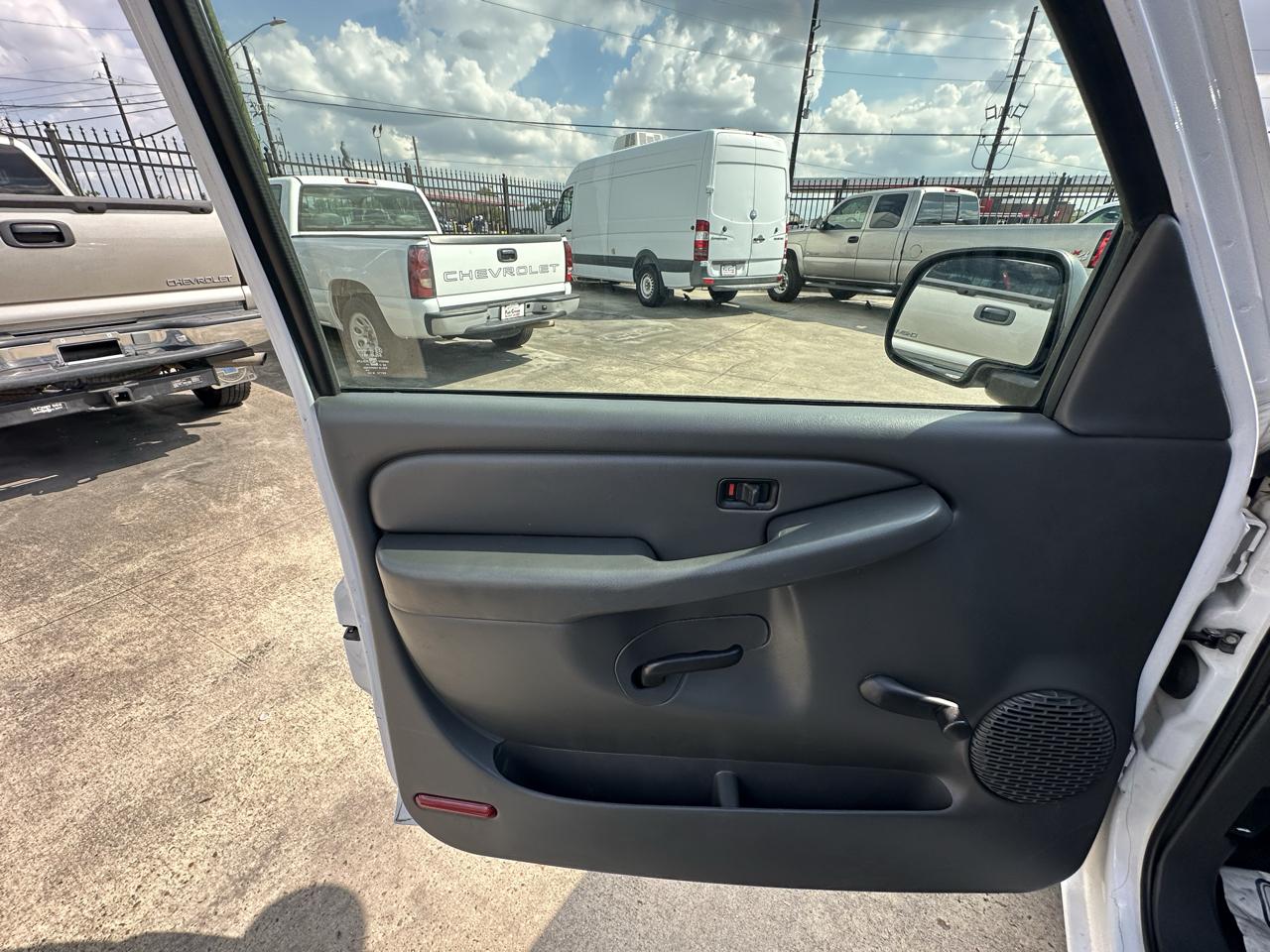Chevrolet Silverado 1500 Reg. Cab Short Bed 2WD 2005