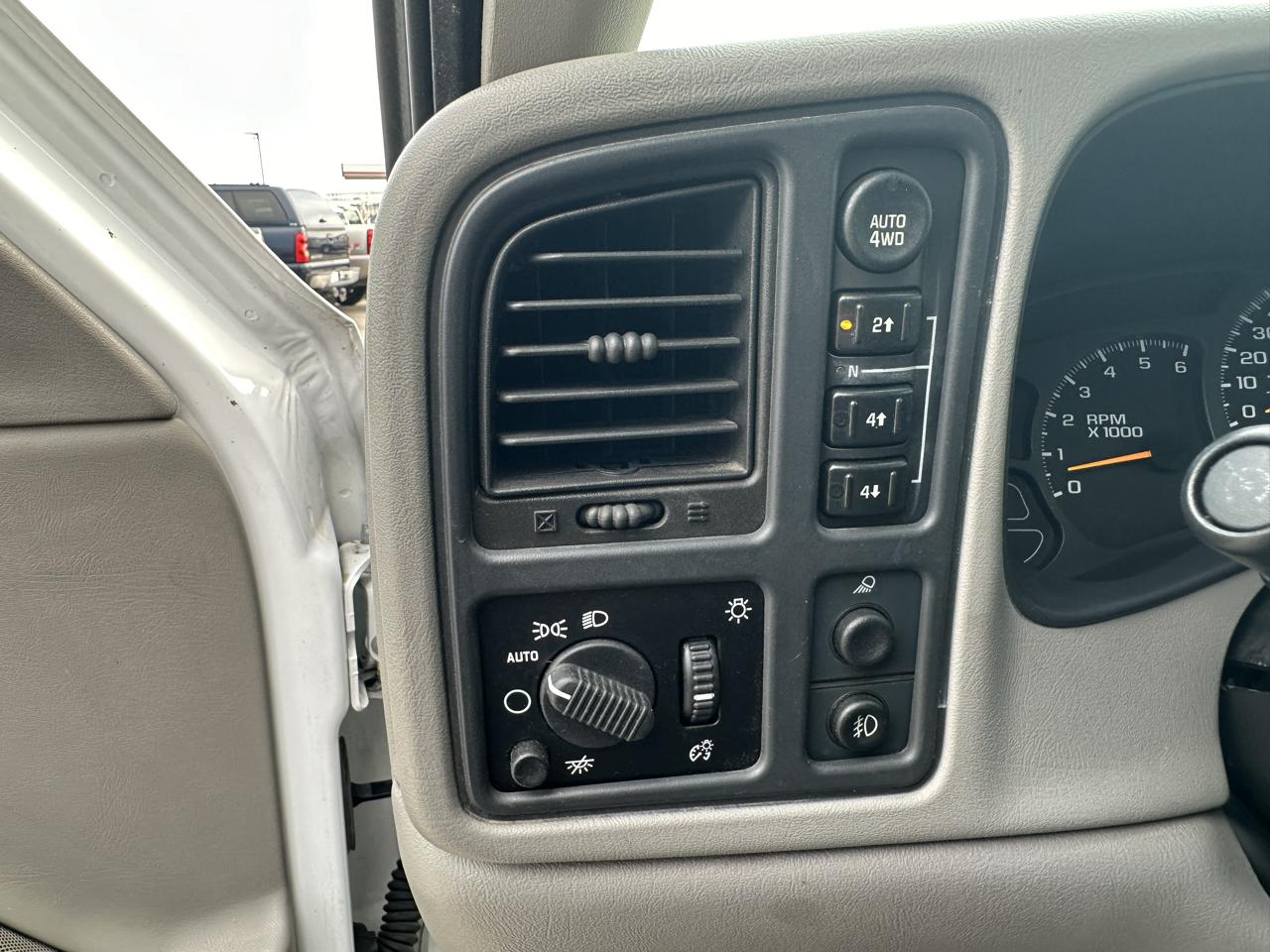 Chevrolet Silverado 1500  2004