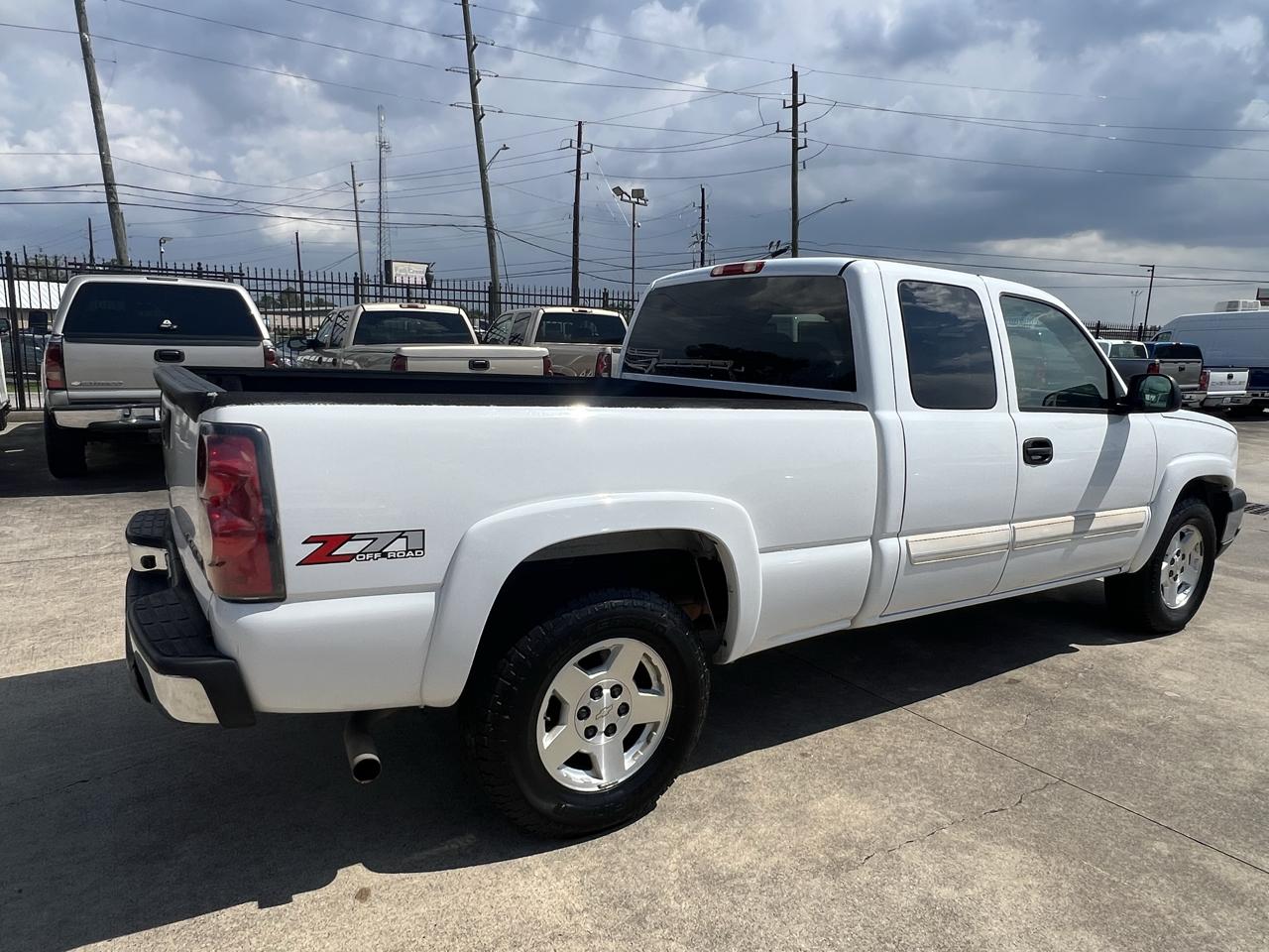 Chevrolet Silverado 1500  2004