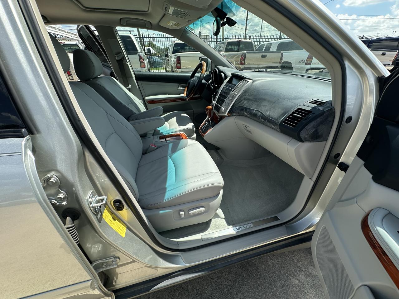 Lexus RX 330 FWD 2005