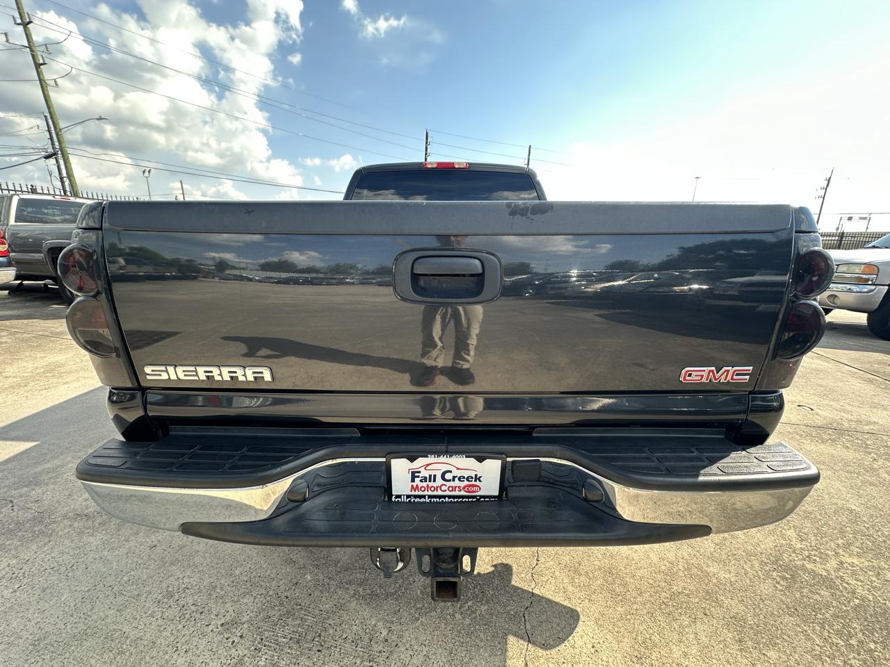 GMC Sierra 2500HD SLE Ext. Cab Short Bed 4WD 2005