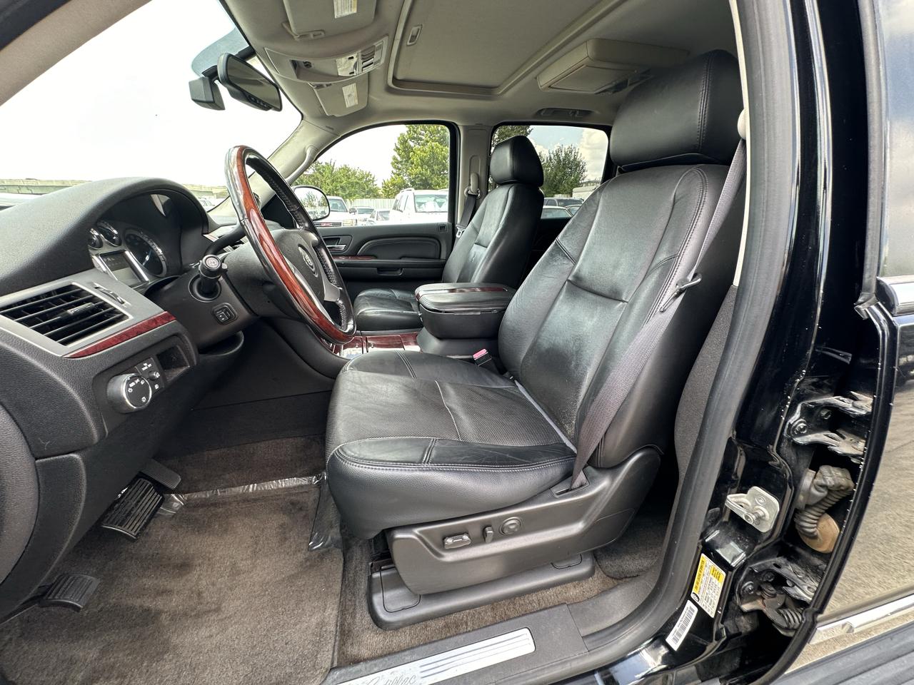 Cadillac Escalade ESV AWD 2009