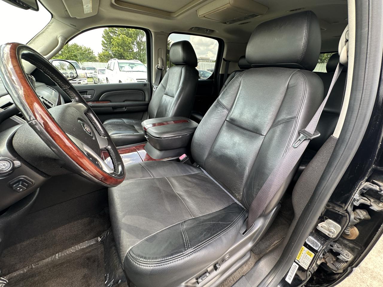 Cadillac Escalade ESV AWD 2009