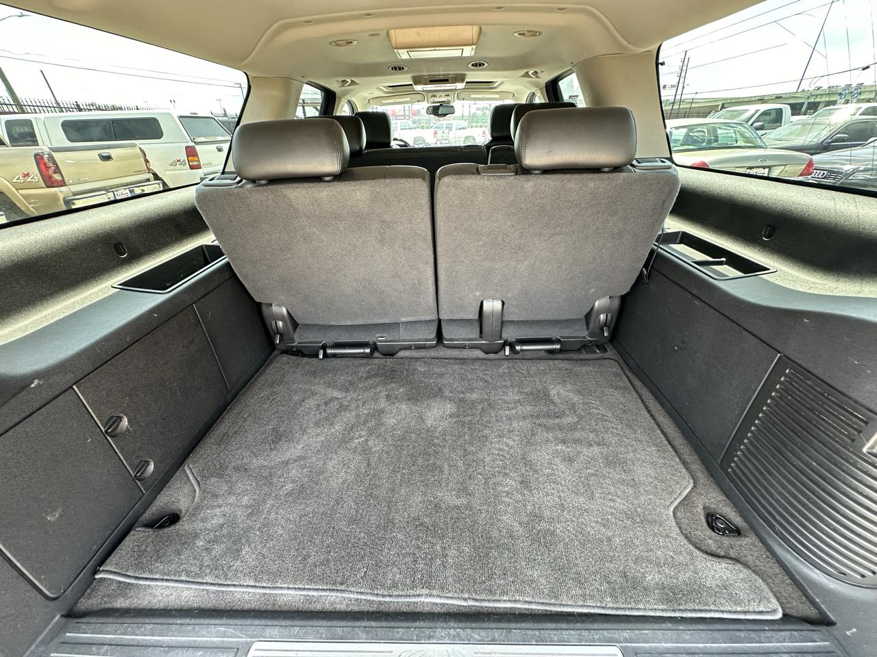 Cadillac Escalade ESV AWD 2009
