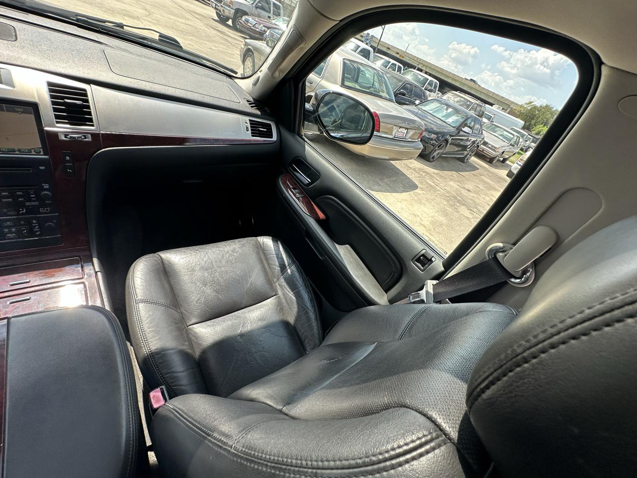 Cadillac Escalade ESV AWD 2009
