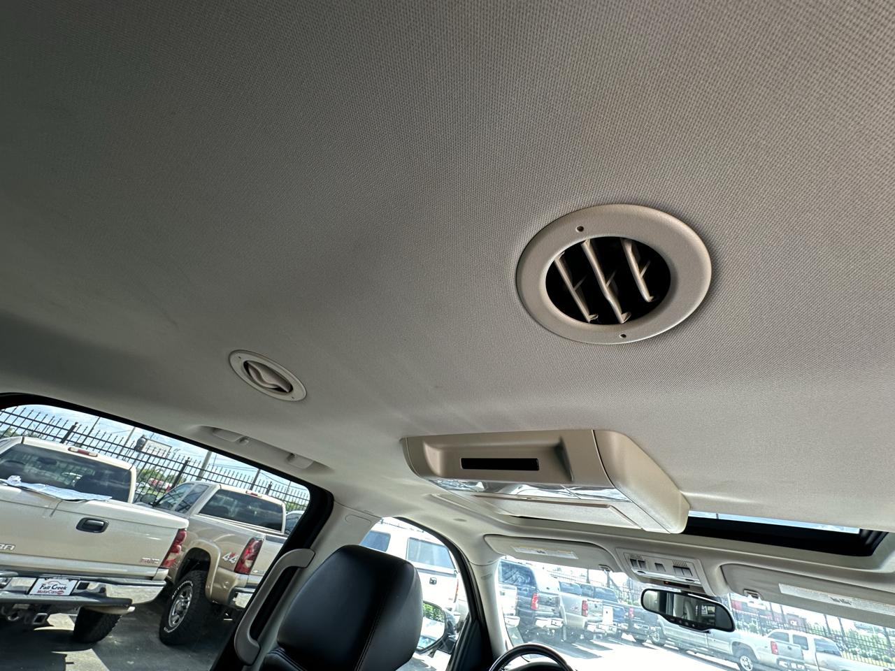 Cadillac Escalade ESV AWD 2009