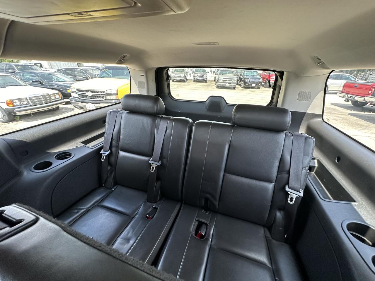 Cadillac Escalade ESV AWD 2009