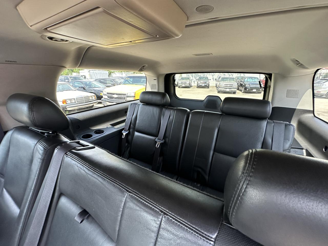 Cadillac Escalade ESV AWD 2009