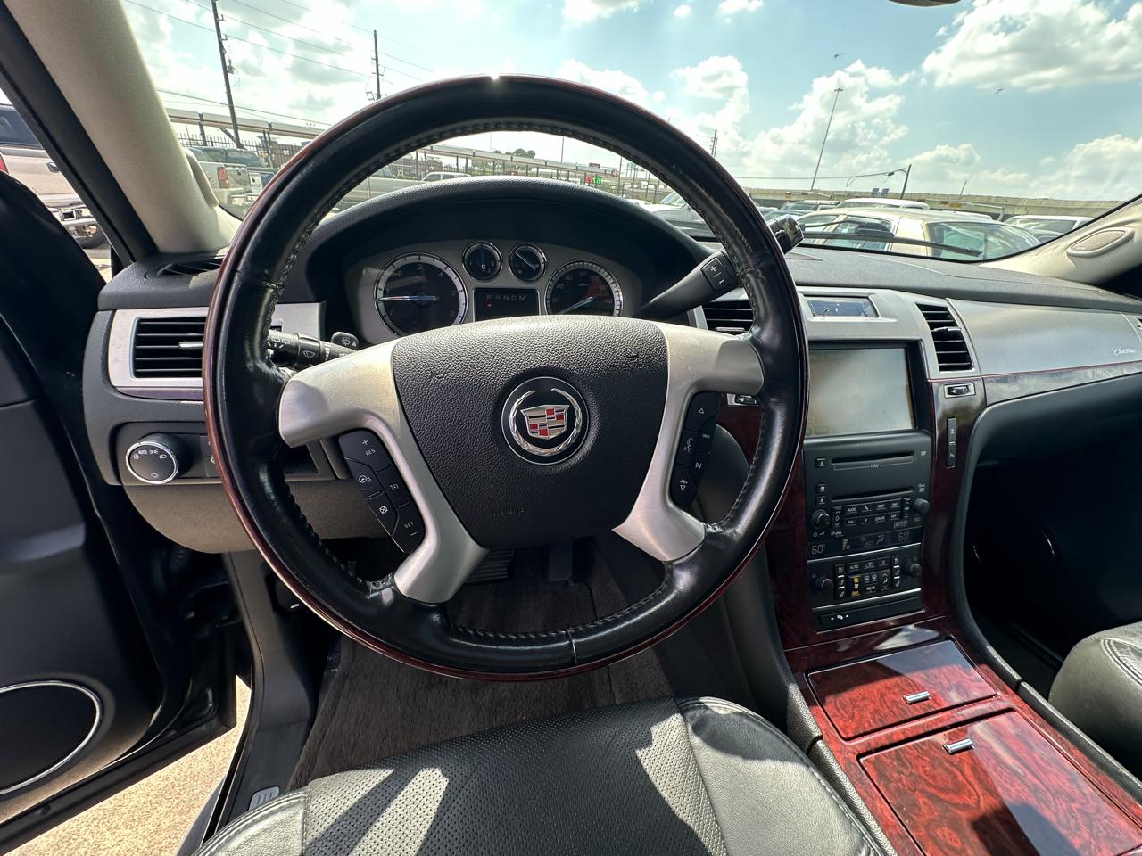 Cadillac Escalade ESV AWD 2009