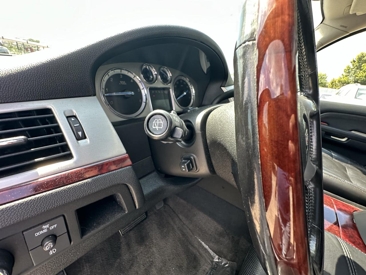 Cadillac Escalade ESV AWD 2009