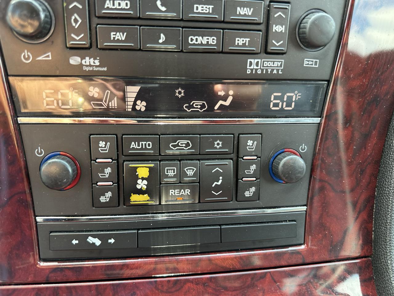 Cadillac Escalade ESV AWD 2009