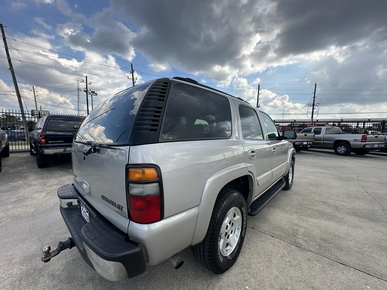 Chevrolet Tahoe LT 4WD 2004