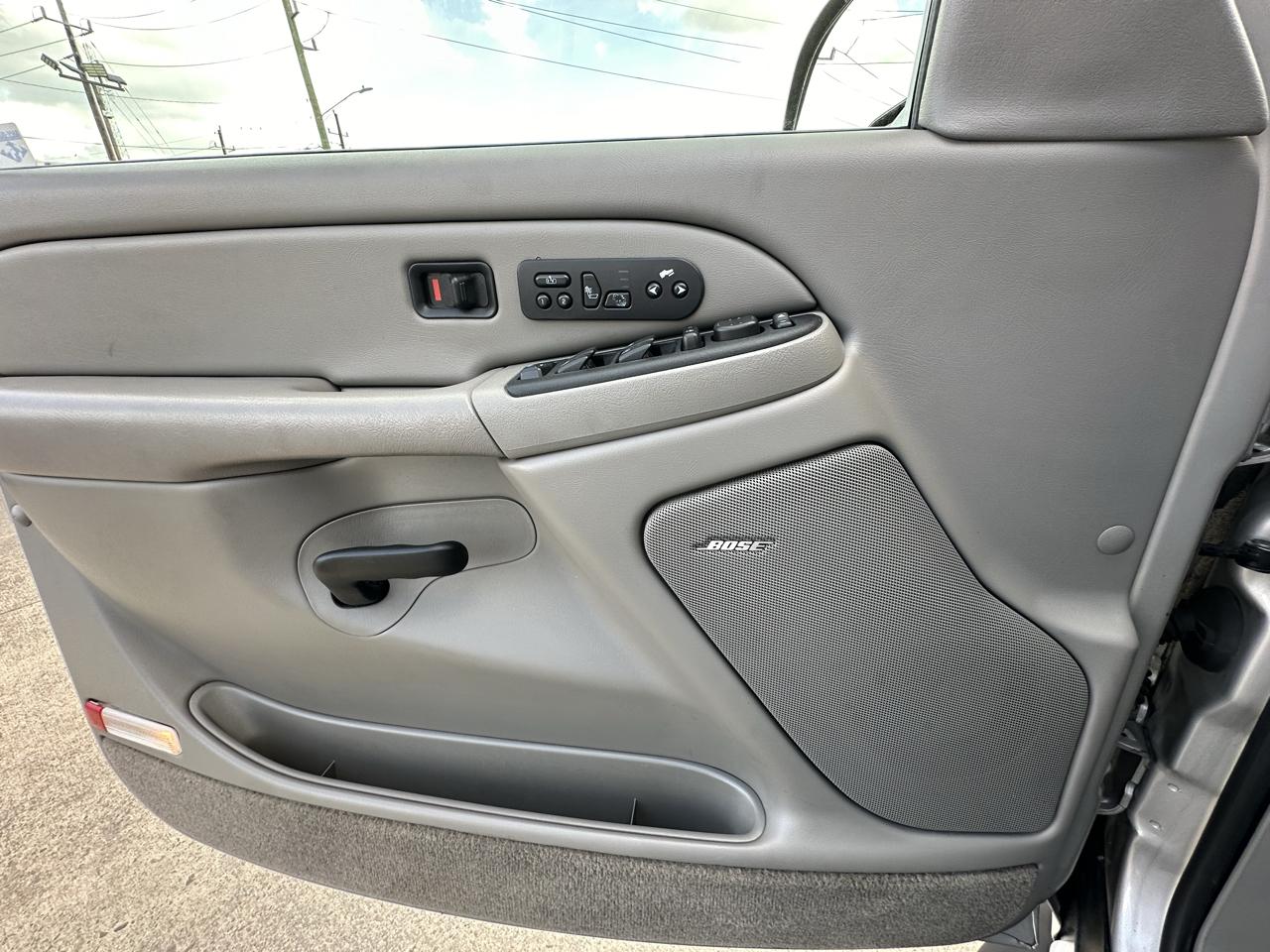 Chevrolet Tahoe LT 4WD 2004