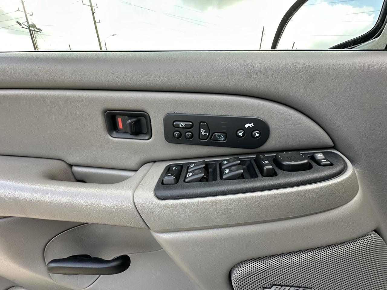 Chevrolet Tahoe LT 4WD 2004