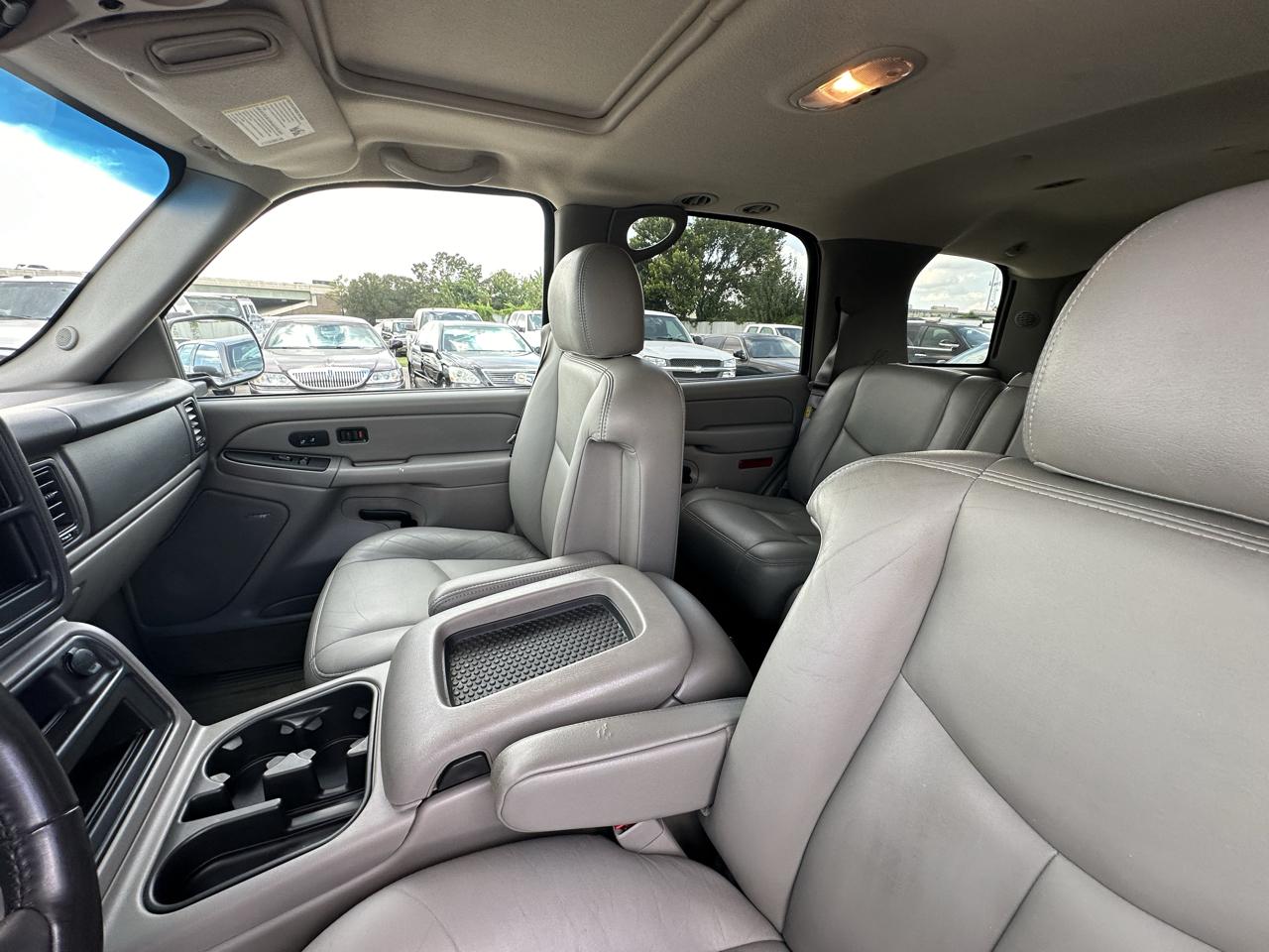 Chevrolet Tahoe LT 4WD 2004