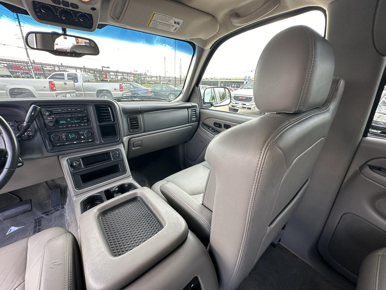 Chevrolet Tahoe LT 4WD 2004