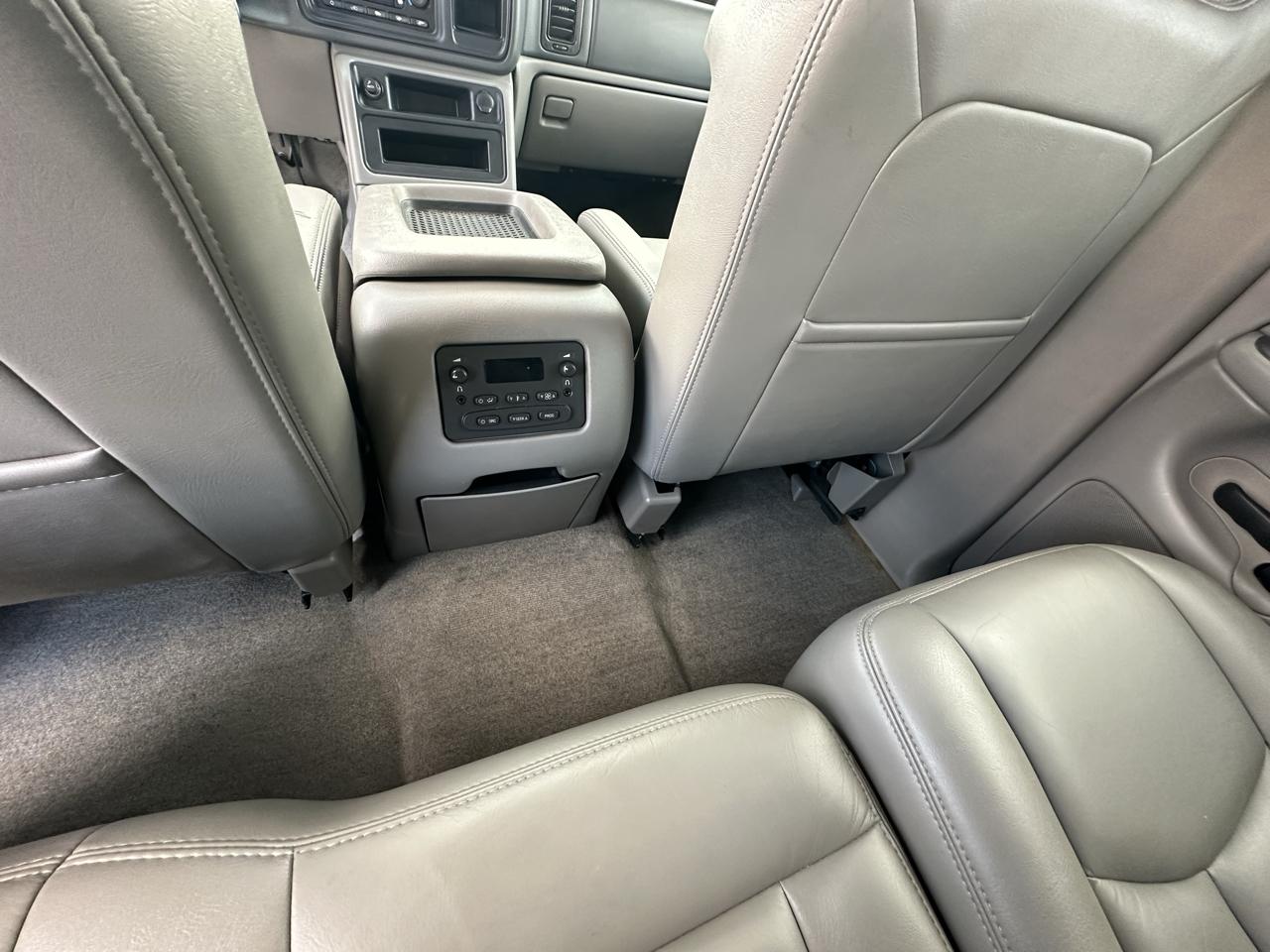 Chevrolet Tahoe LT 4WD 2004