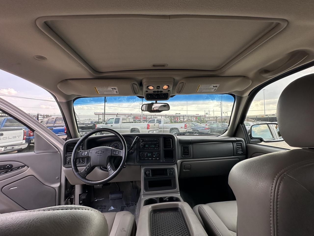 Chevrolet Tahoe LT 4WD 2004