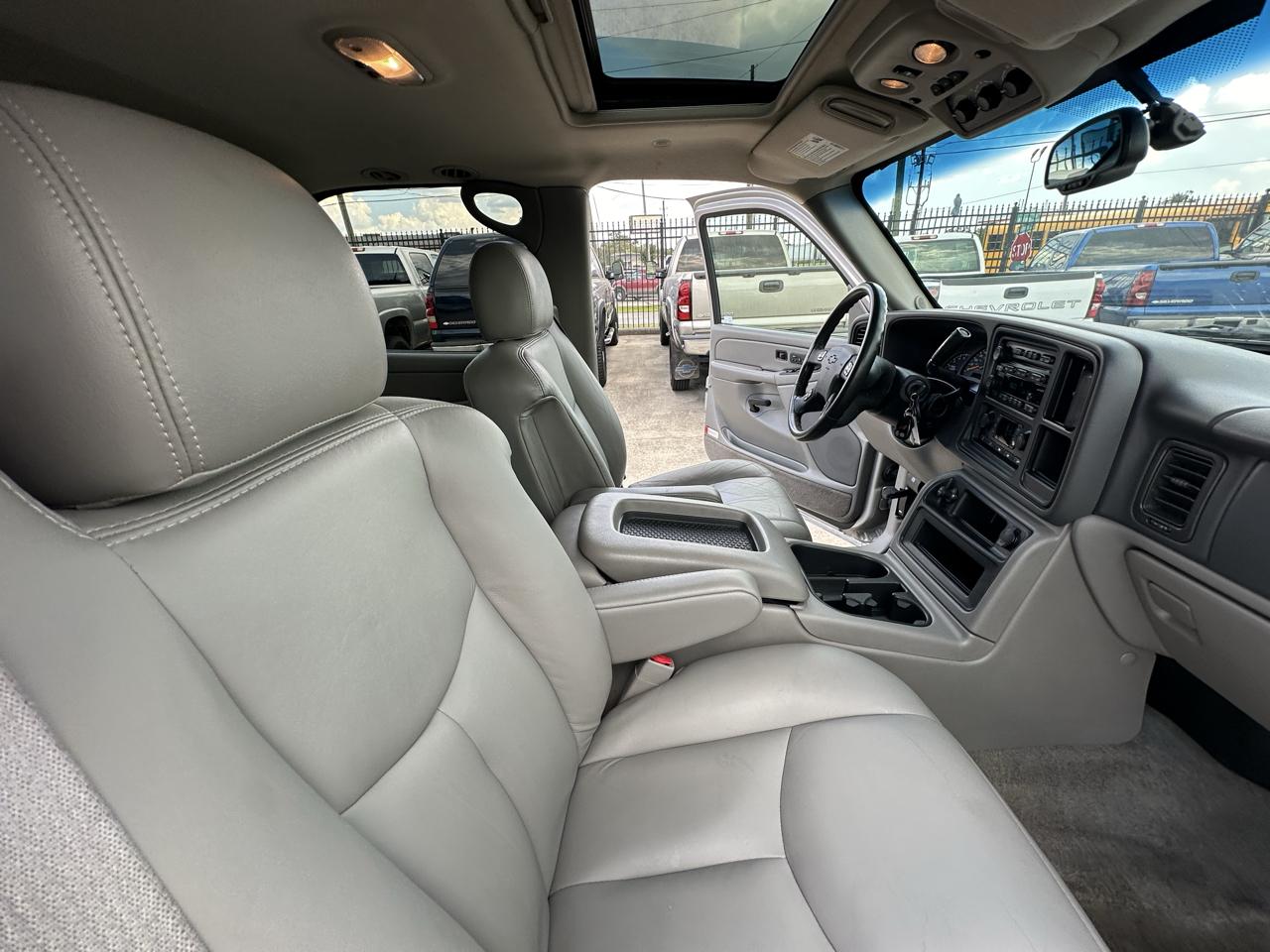 Chevrolet Tahoe LT 4WD 2004