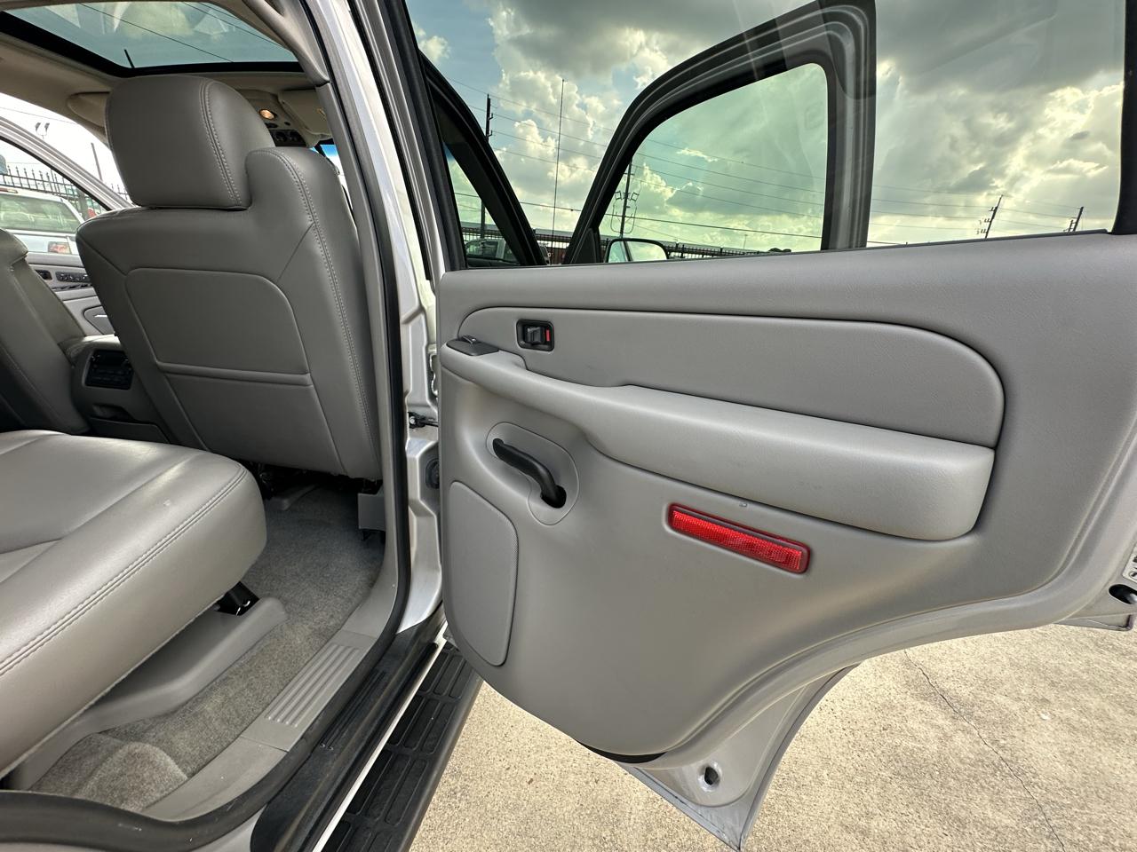 Chevrolet Tahoe LT 4WD 2004