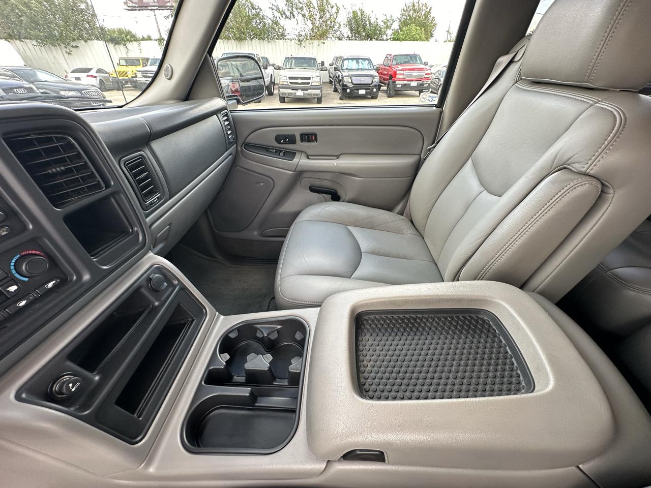 Chevrolet Tahoe LT 4WD 2004