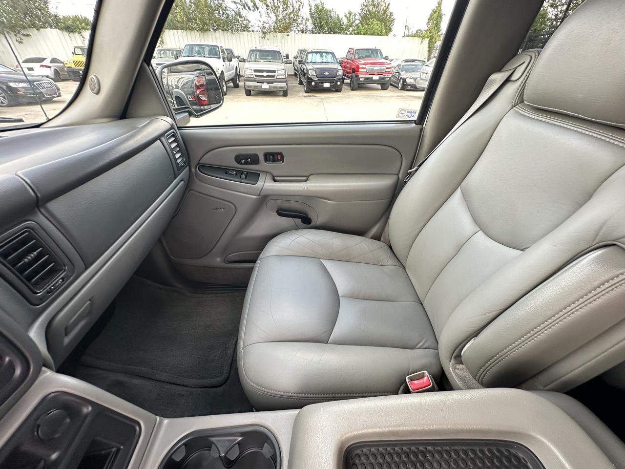 Chevrolet Tahoe LT 4WD 2004
