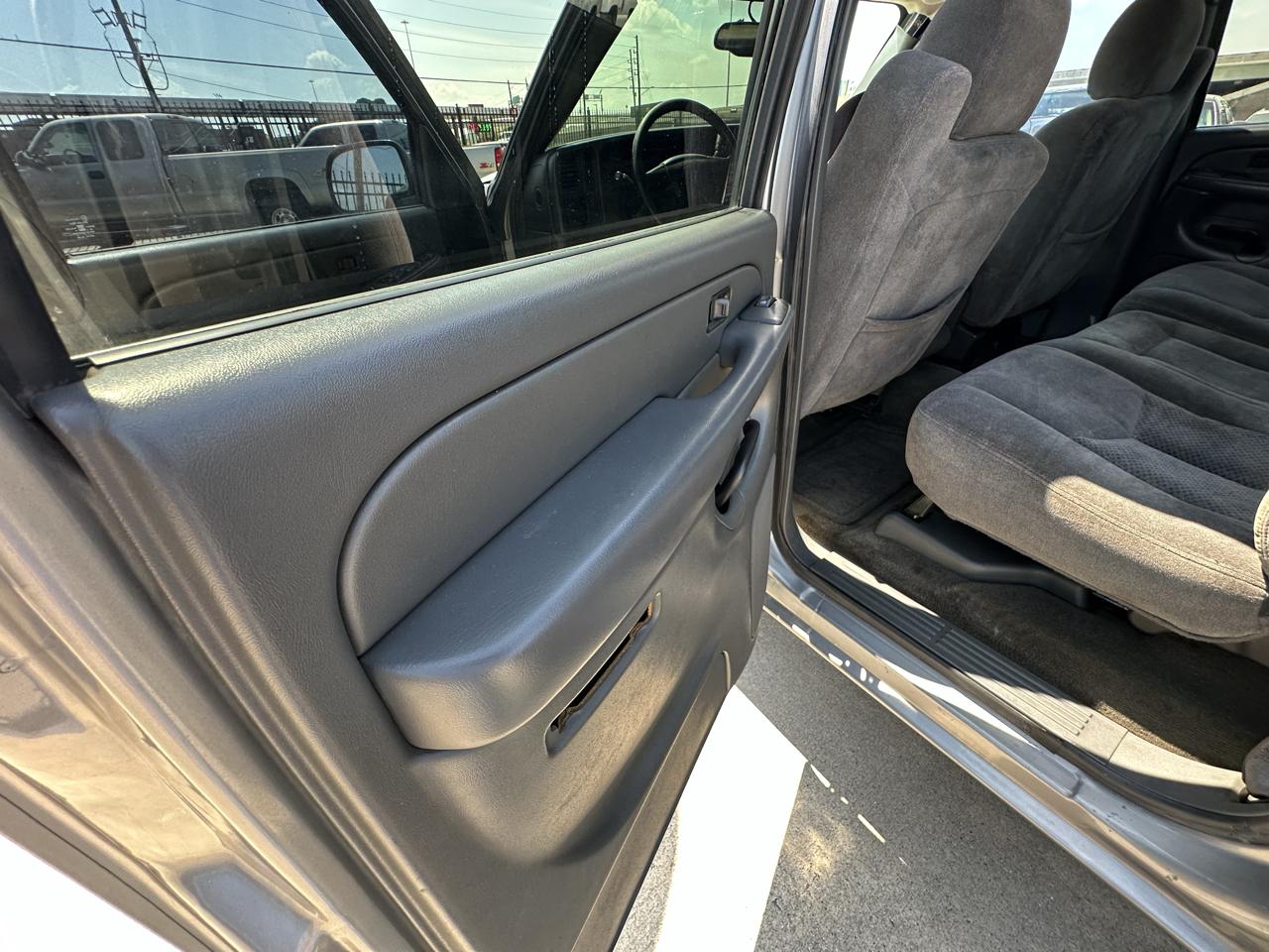 Chevrolet Silverado 1500 LT Crew Cab Short Box 2WD 2006