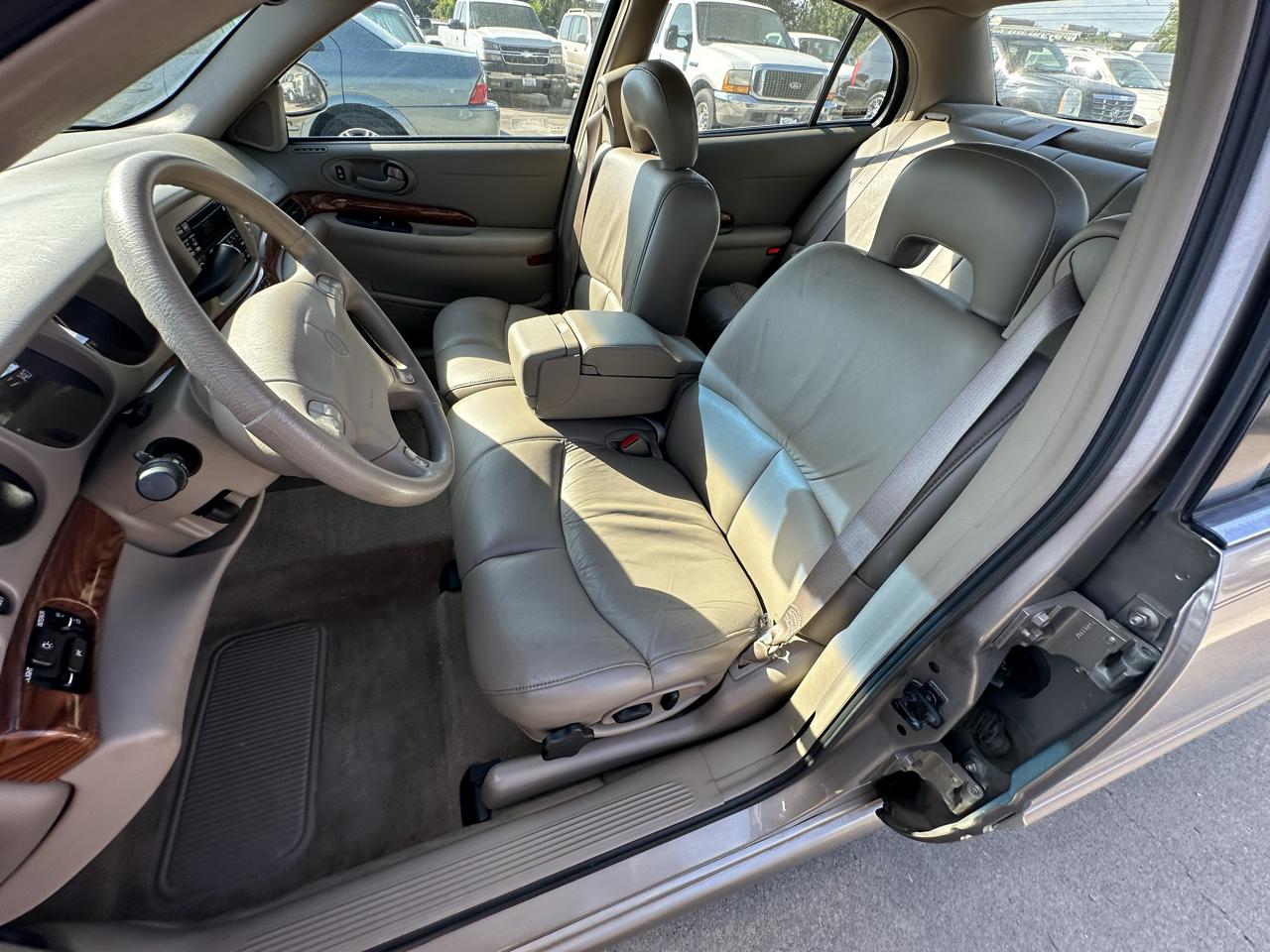 Buick LeSabre Custom 2000