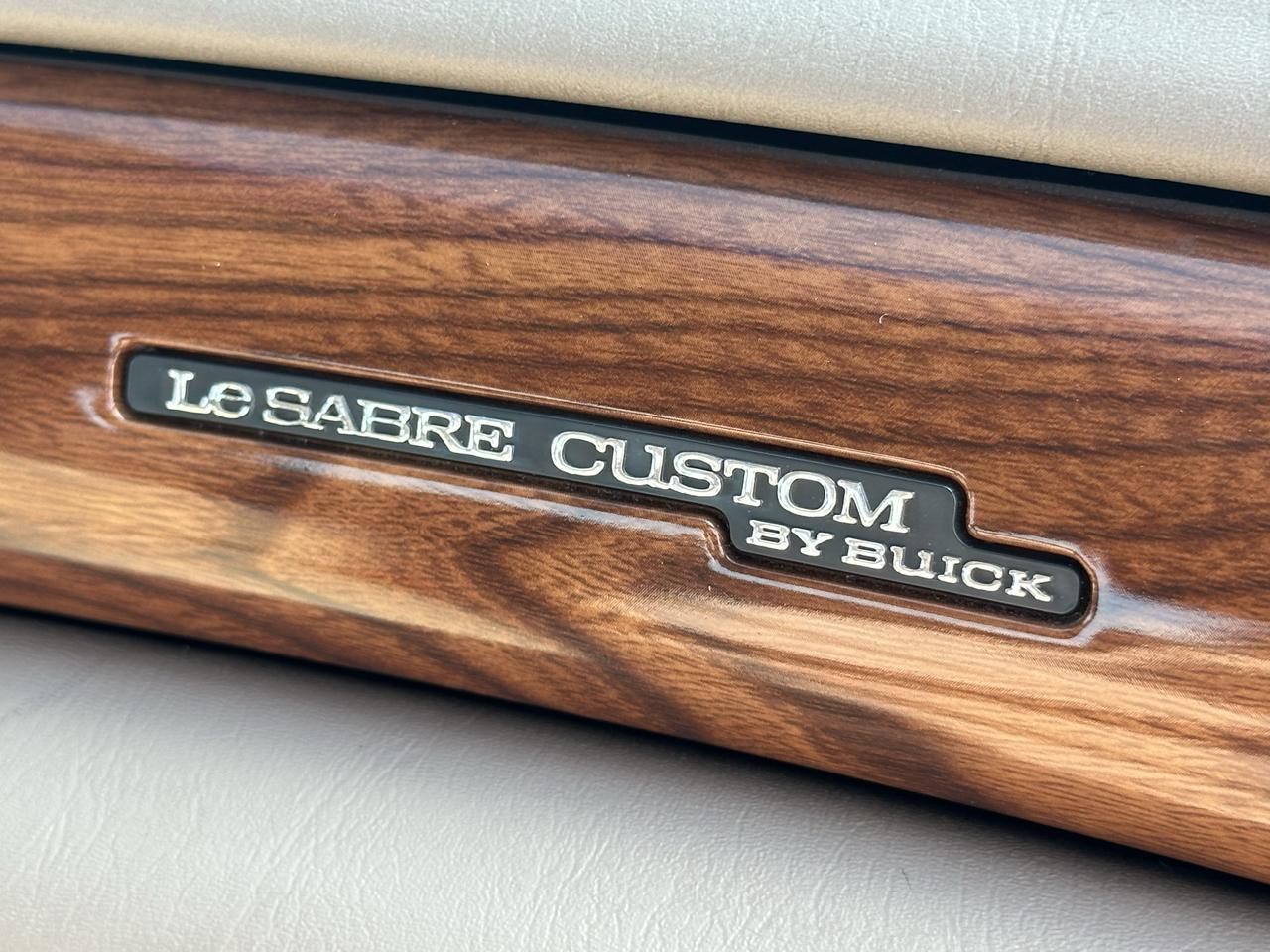 Buick LeSabre Custom 2000