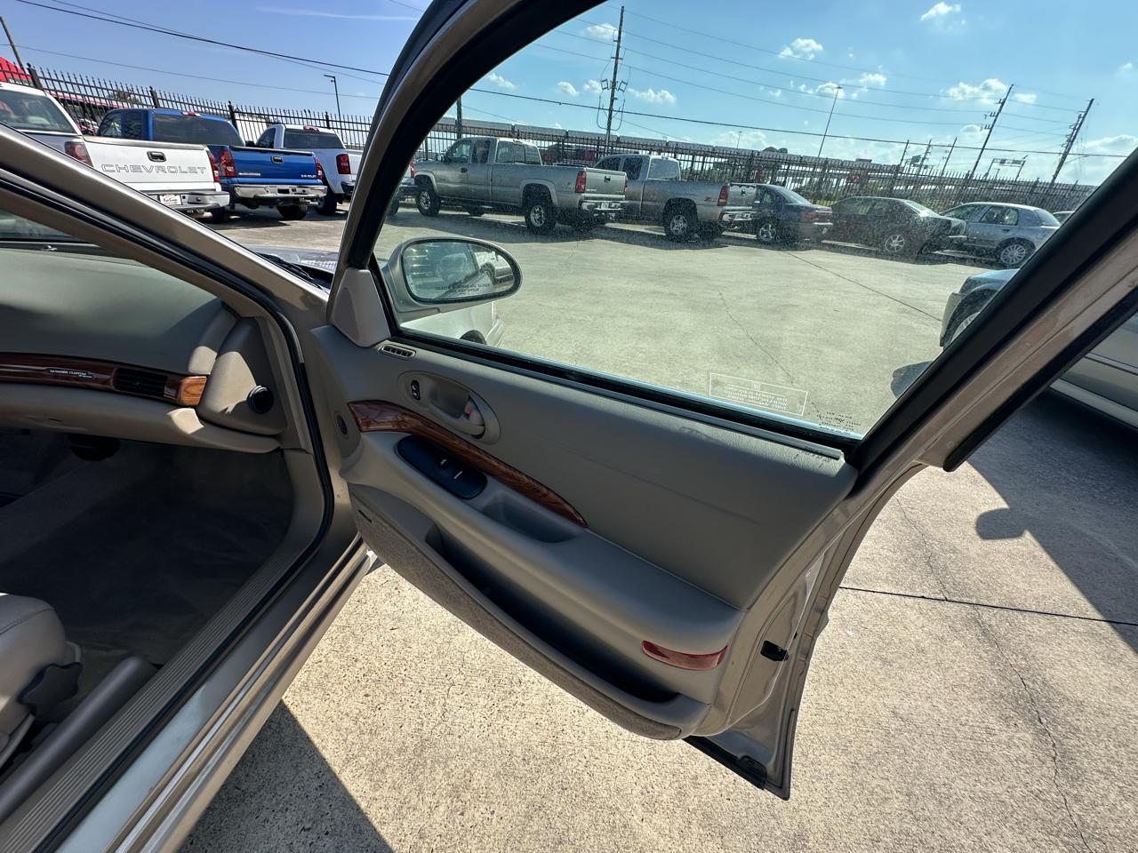 Buick LeSabre Custom 2000