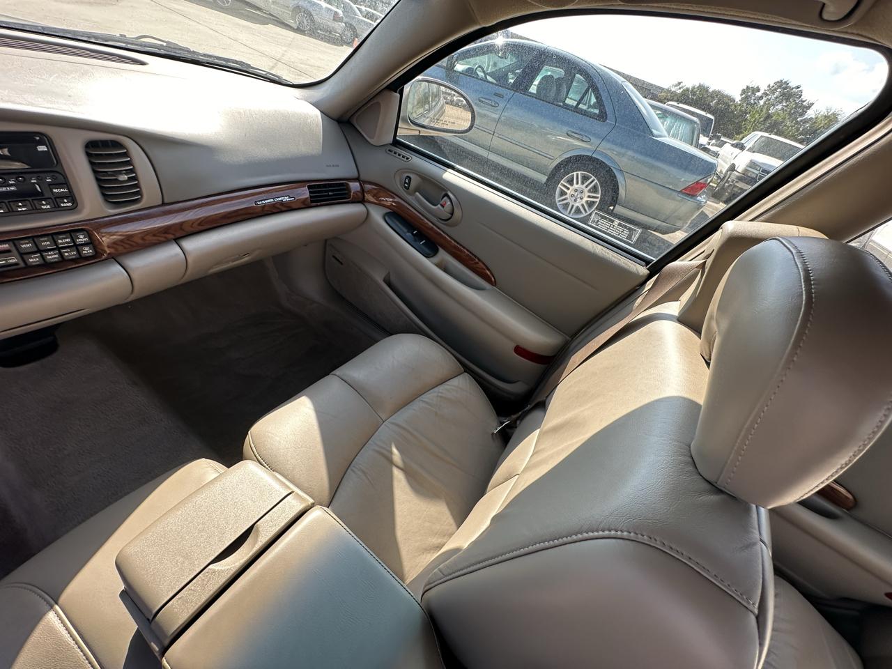 Buick LeSabre Custom 2000
