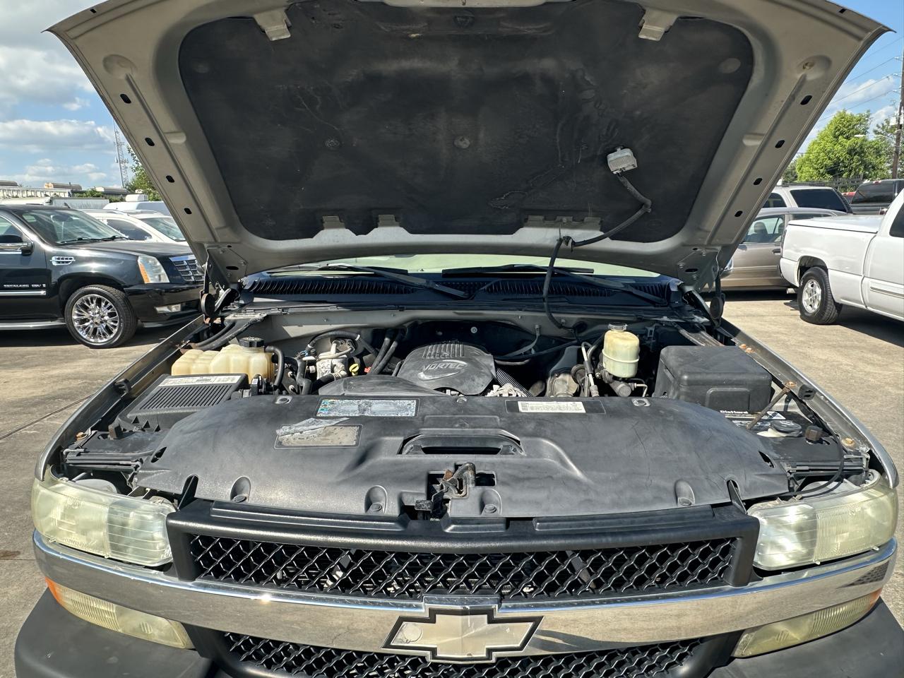 Chevrolet Silverado 2500HD LS Crew Cab Short Bed 4WD 2002