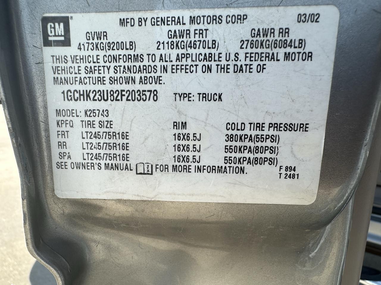 Chevrolet Silverado 2500HD LS Crew Cab Short Bed 4WD 2002