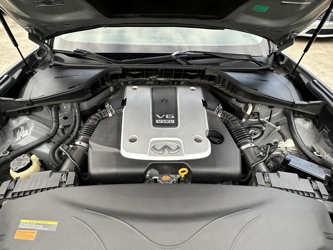 Infiniti M  2011
