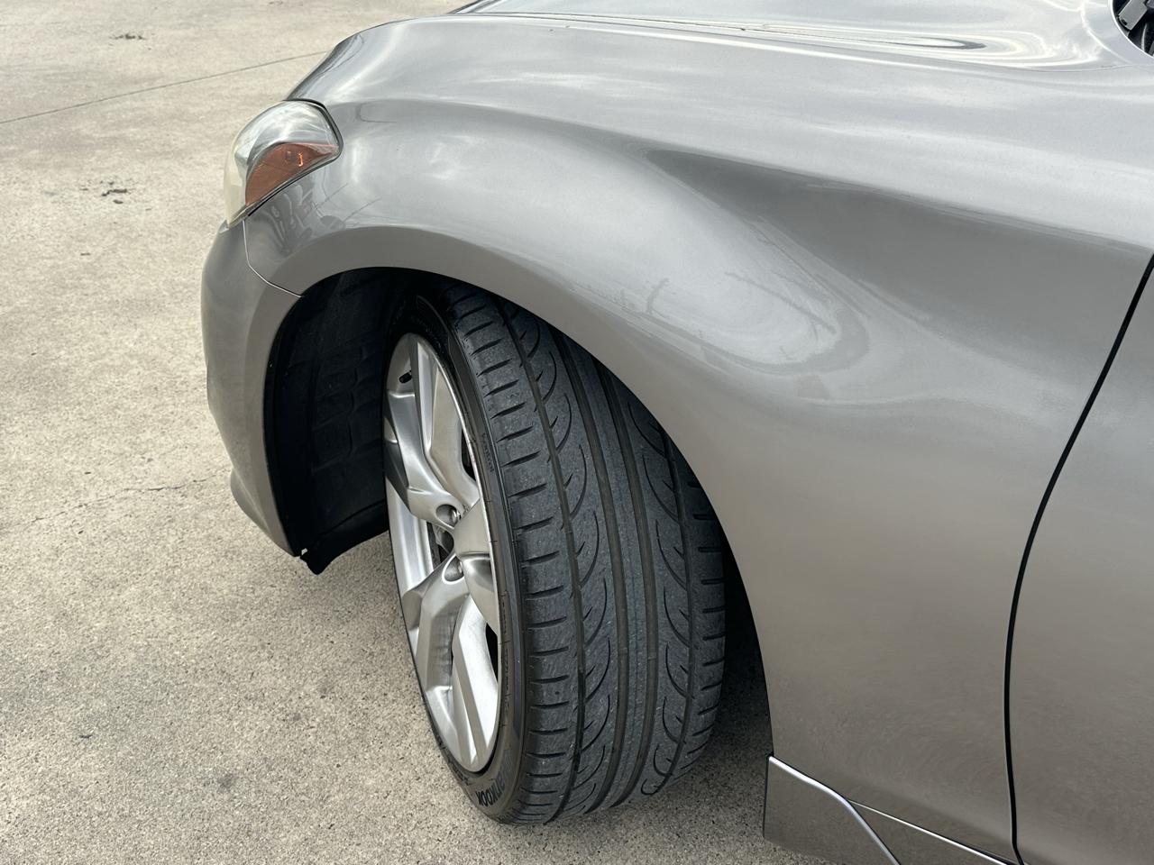 Infiniti M  2011