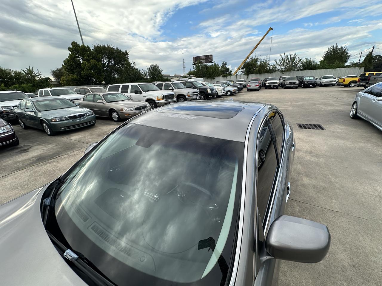 Infiniti M  2011