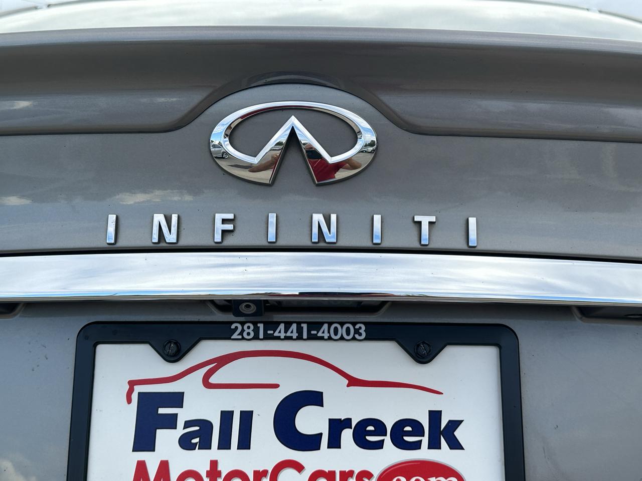Infiniti M  2011