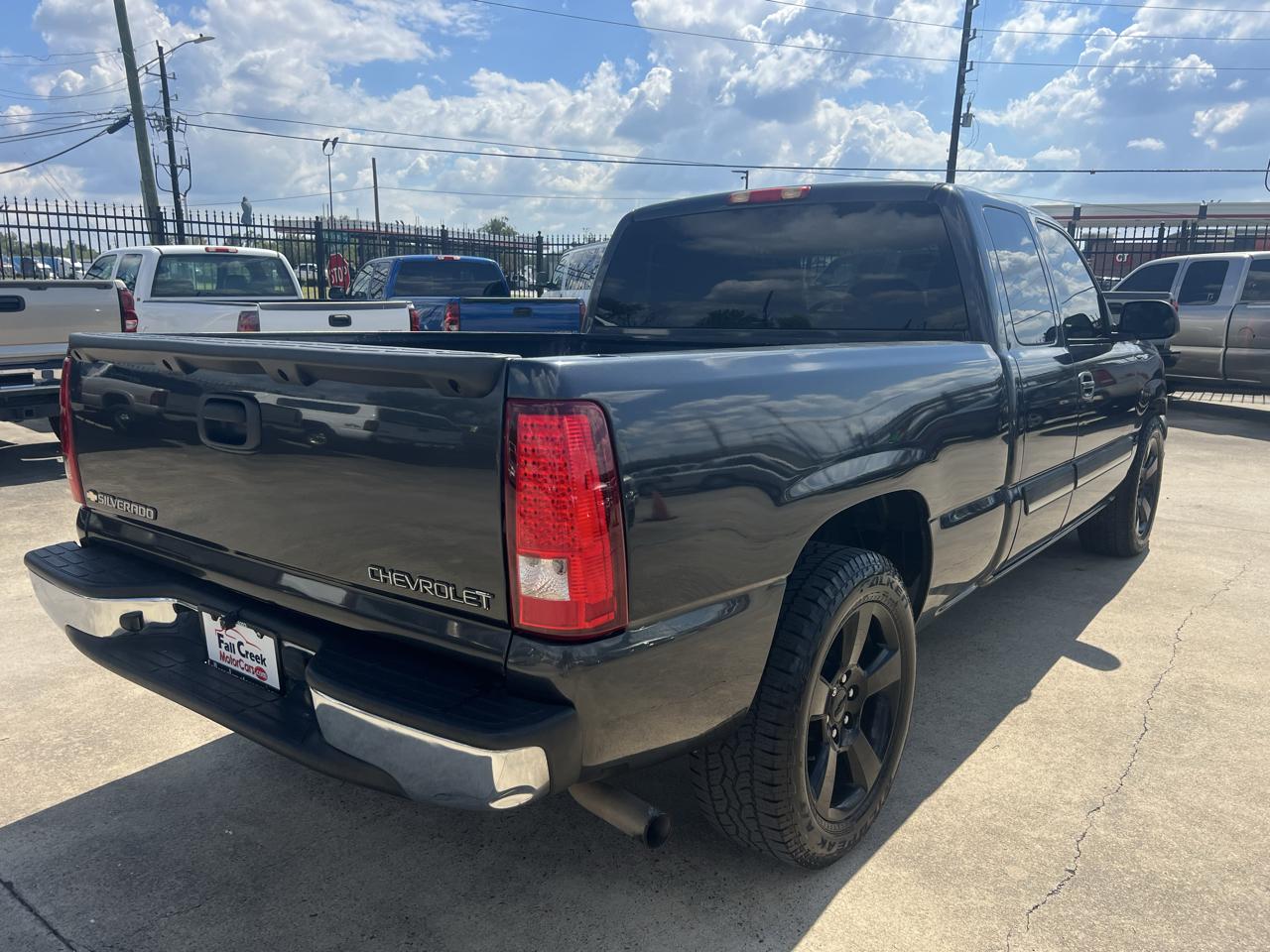 Chevrolet Silverado 1500 Ext. Cab Short Bed 2WD 2003
