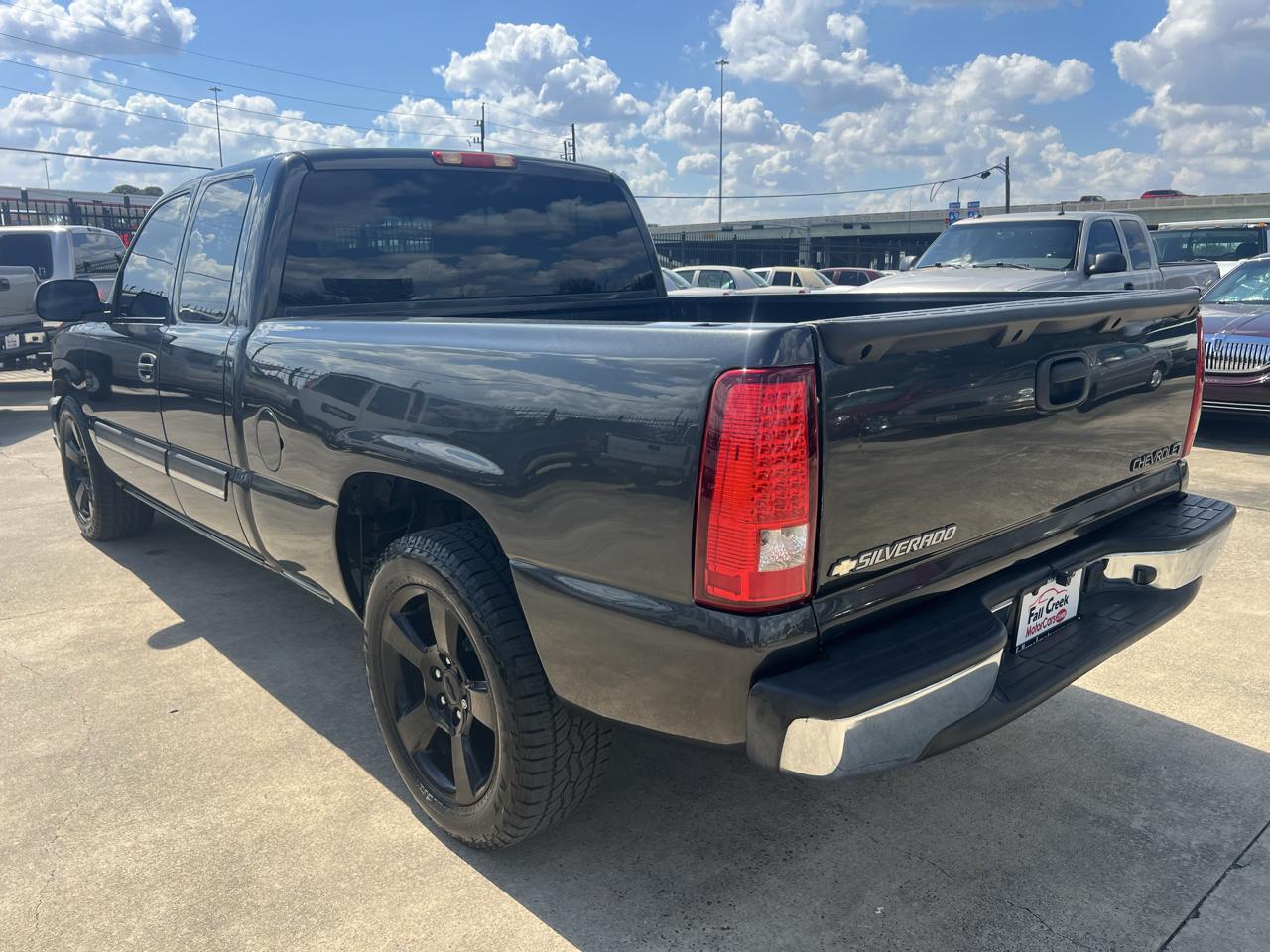 Chevrolet Silverado 1500 Ext. Cab Short Bed 2WD 2003