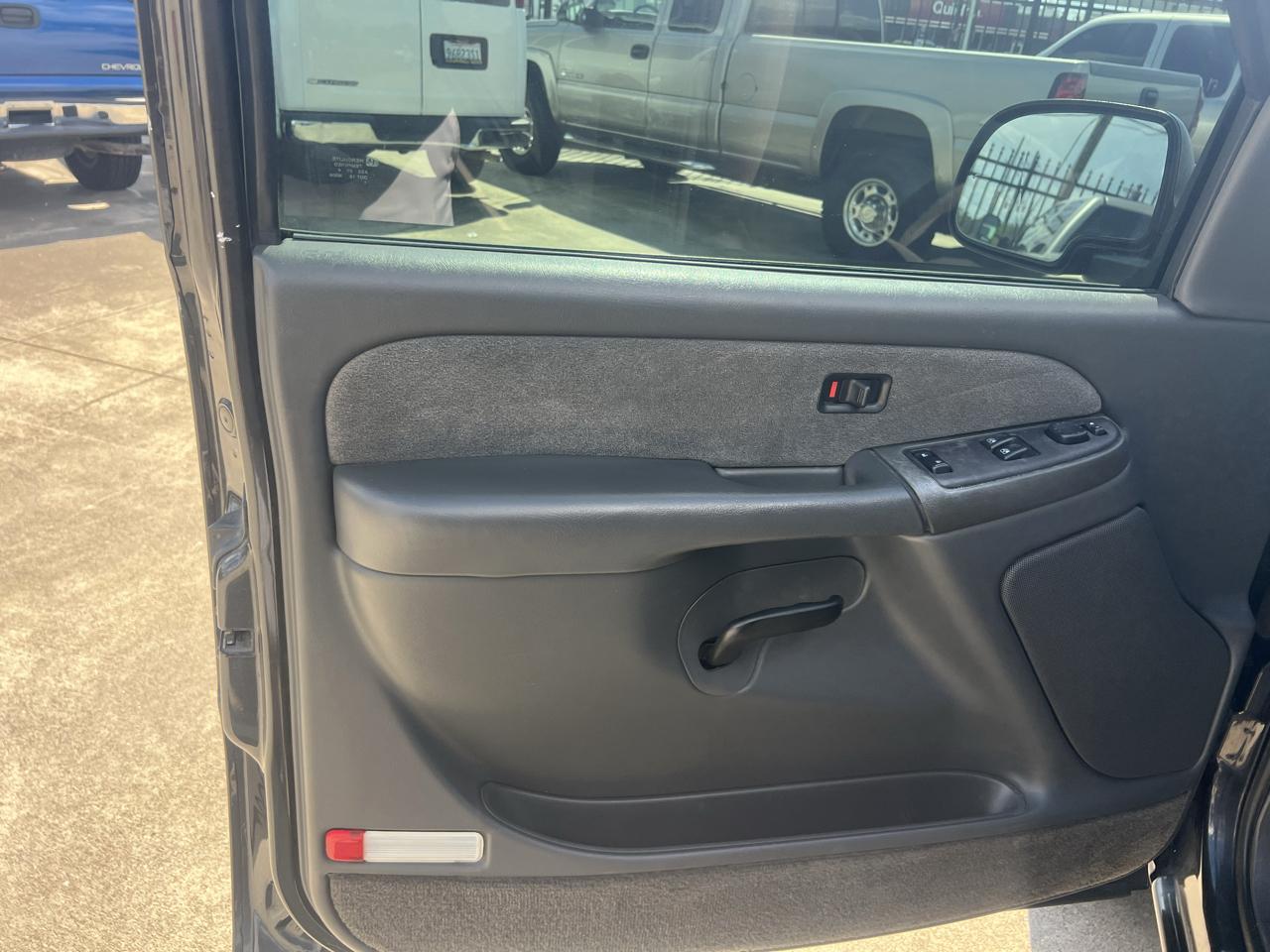 Chevrolet Silverado 1500 Ext. Cab Short Bed 2WD 2003