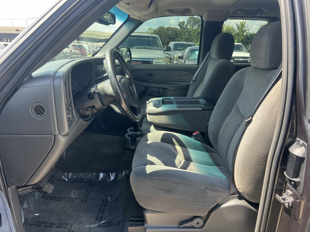 Chevrolet Silverado 1500 Ext. Cab Short Bed 2WD 2003