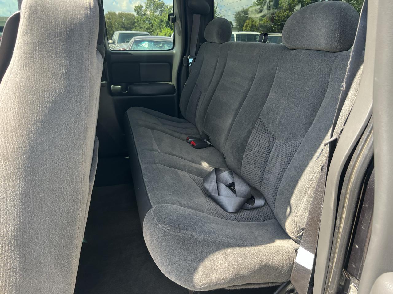 Chevrolet Silverado 1500 Ext. Cab Short Bed 2WD 2003