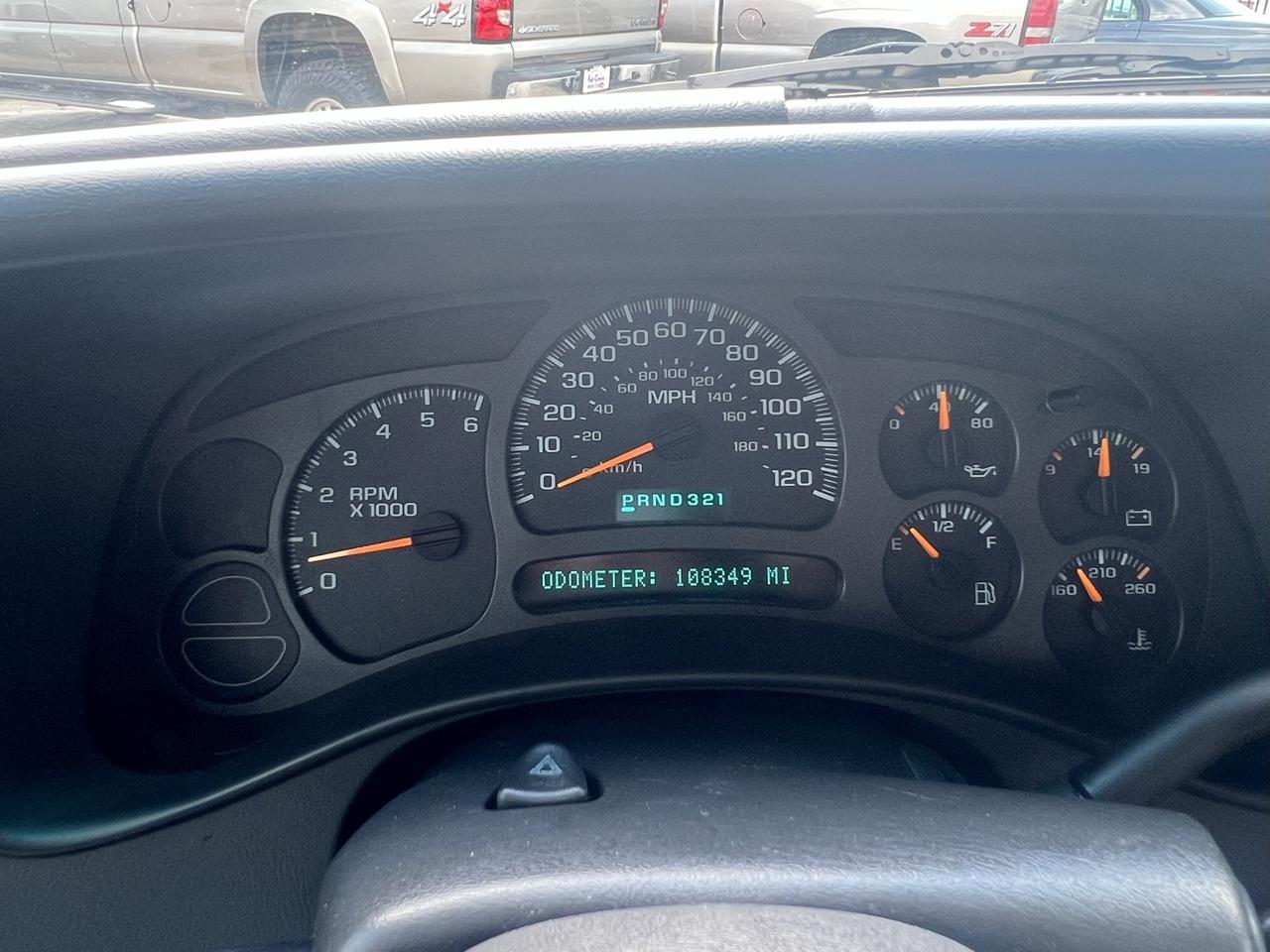 Chevrolet Silverado 1500 Ext. Cab Short Bed 2WD 2003