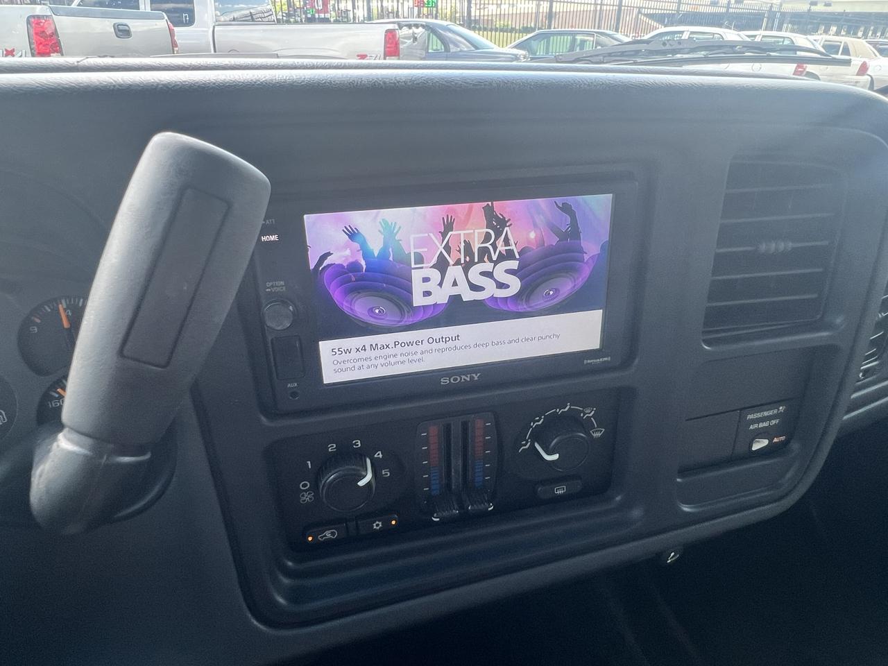 Chevrolet Silverado 1500 Ext. Cab Short Bed 2WD 2003