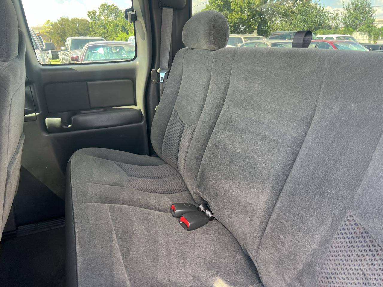Chevrolet Silverado 1500 Ext. Cab Short Bed 2WD 2003